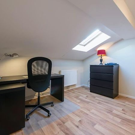 Appartement 4 Chambres A Liegi Esterno foto